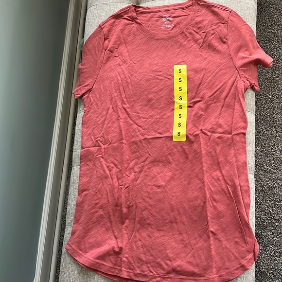 Never worn T-Shirt (orange/rust/coral color) - Picture 1 of 1
